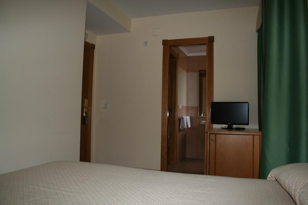 Hotel Austria 76 Puerto de Sagunto Exterior foto
